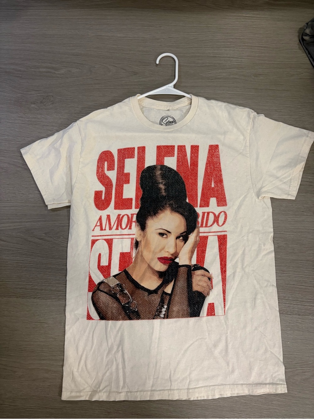White Short-Sleeve Graphic Tee with Red Selena Print